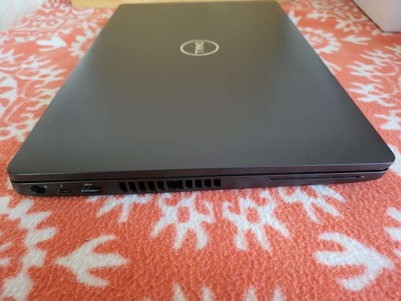 Dell Latitude - 5501 - i7 9th Gen - 16GB Ram - 256GB SSD - Excellent Condition