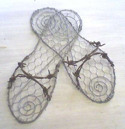 Dainty wire flip-flops  - Lovely!