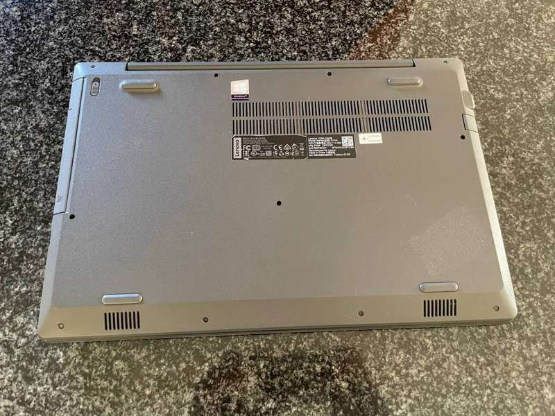 Lenovo V330 Intel i5 8th Gen 512GB SSD 8GB