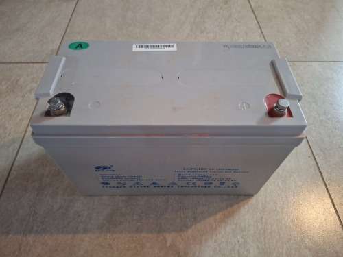 2x LCPC100-12 (12V100Ah) Gell Batteries