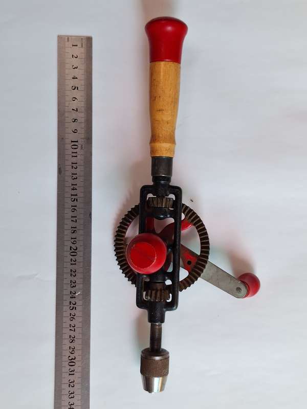 Vintage Hand Crank Drill, Red Metal Gear, Wood Handle, Beautiful Collectable Piece.