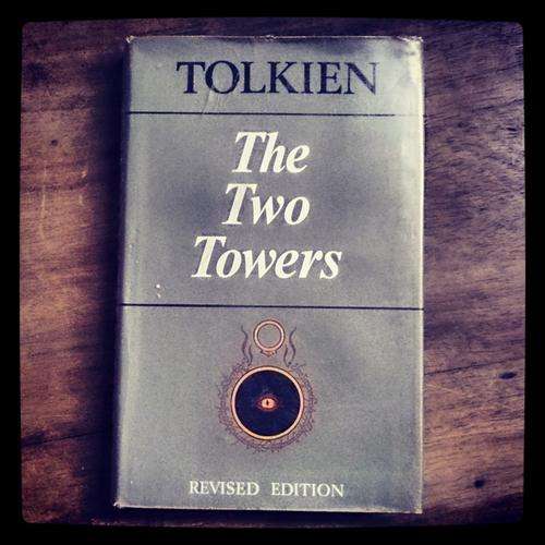 The Two Towers - Tolkien