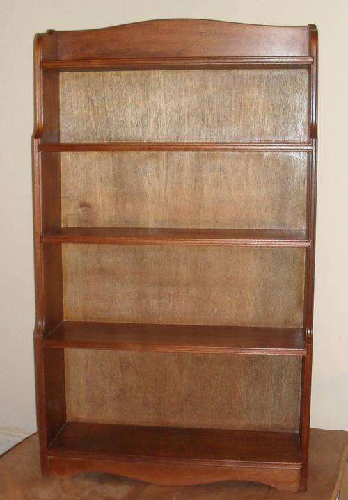 Beautiful Edwardian Mahogany Bookshelf