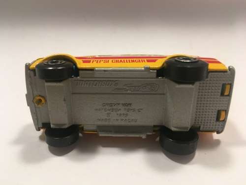MATCHBOX - CHEVY VAN (PEPSI RACING TEAM)