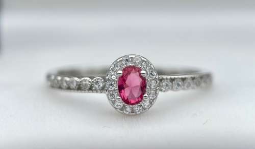 Beautiful Red Cubic halo silver ring