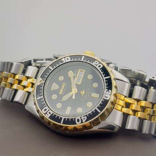 SEIKO KINETIC Sports 200 Mens Two-Tone Watch