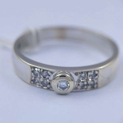 Yellow Gold Diamond Solitaire Cluster Ring
