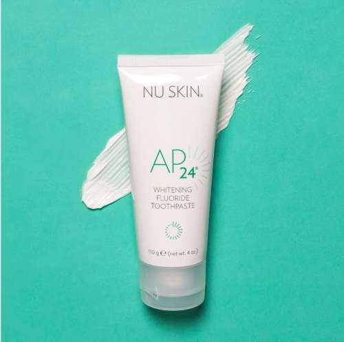 AP 24 Whitening Fluoride Toothpaste