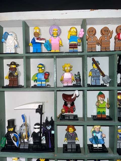 Lego Mini figures (60)