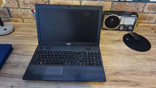 Acer TravelMate 5744 i3 6GB Ram 500Gb HDD