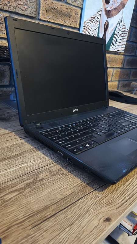 Acer TravelMate 5744 i3 6GB Ram 500Gb HDD