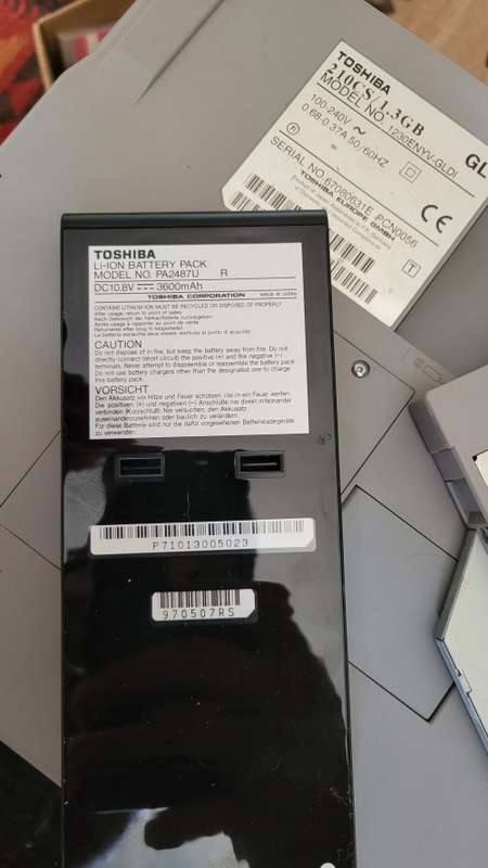 Vintage Toshiba Laptop 1995 and Extras