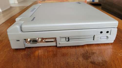 Vintage Toshiba Laptop 1995 and Extras