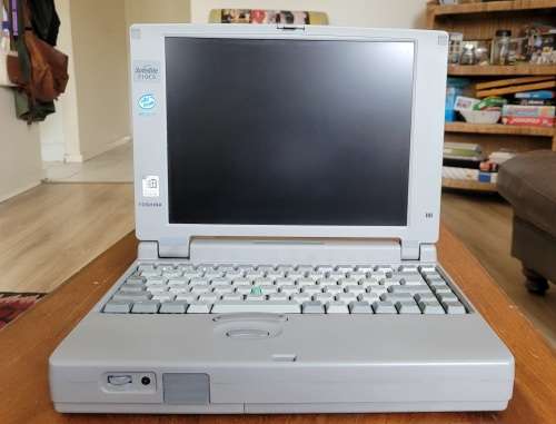 Vintage Toshiba Laptop 1995 and Extras