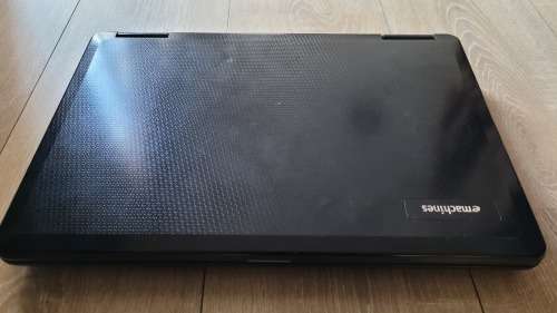 Acer Emachine E525 *EXCELLENT CONDITION*