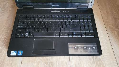 Acer Emachine E525 *EXCELLENT CONDITION*