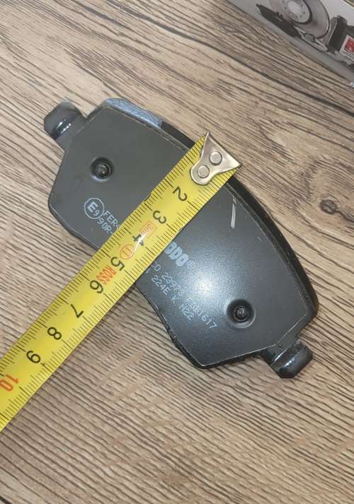 Nissan Np200 Front Brake Pads New