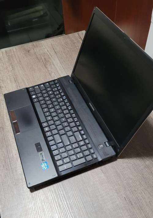 i5 Samsung 8Gb 1Tb Nvidia Graphics laptop
