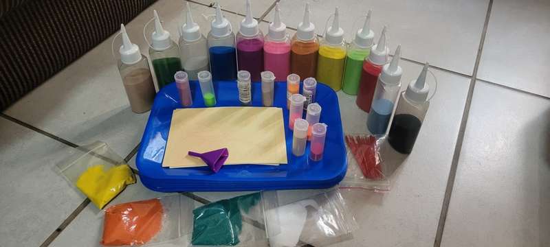 Massive SandArt Kit 12x Bottles 12 Trays and More