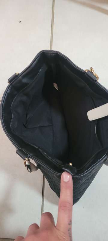 Gorgeous Black Diamond Handbag