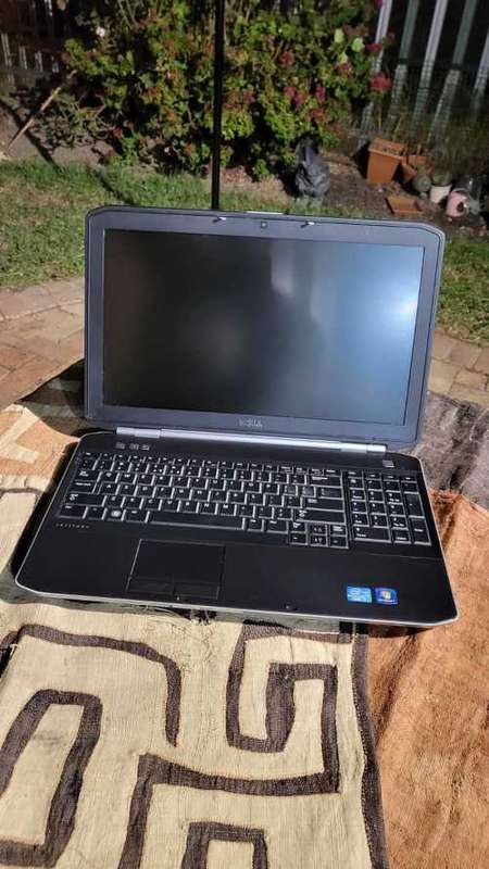 Dell latitude E5520 Core i7 + Docking station