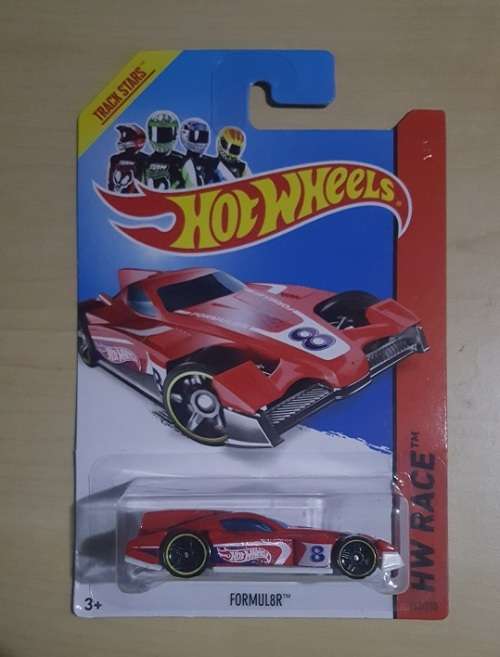2015 Hot Wheels - Formul8r