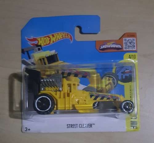 2016 Hot Wheels - Street Cleaver