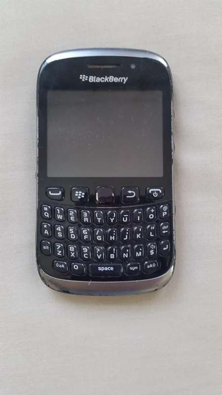 Blackberry 9320
