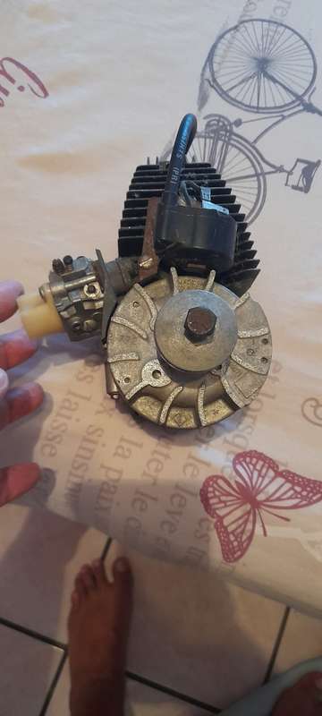 Engine for quarter scale model airplane