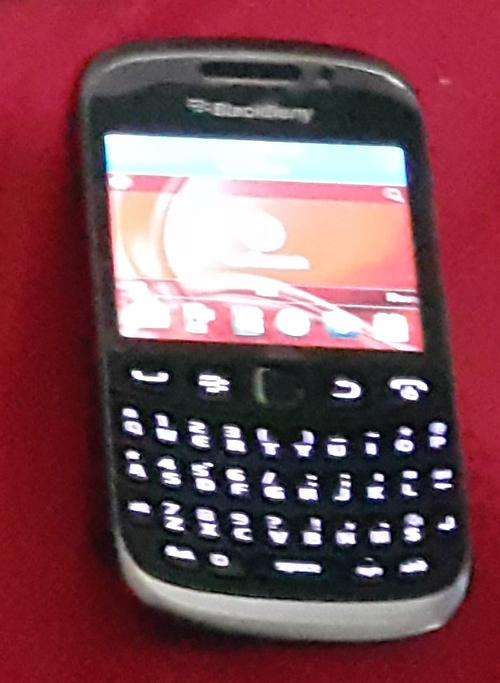 Blackberry 9320