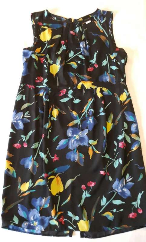 DRESS by CONTEMPO / size 16/18 / BLACK WITH FLORAL PRINT - excellent condition