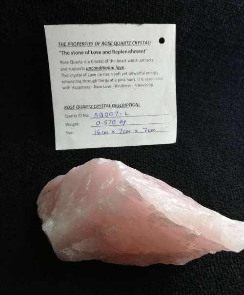 ROSE QUARTZ CRYSTAL - SIZE (L) - BEAUTIFUL STONE