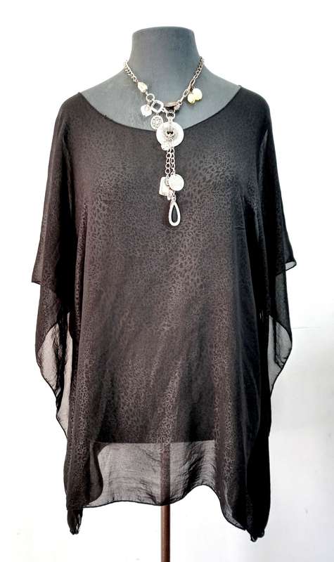 Kaftan Top by VANILLA LEE / Size: (M/L) Medium/Large (to fit ladies size 36, 38, 40)
