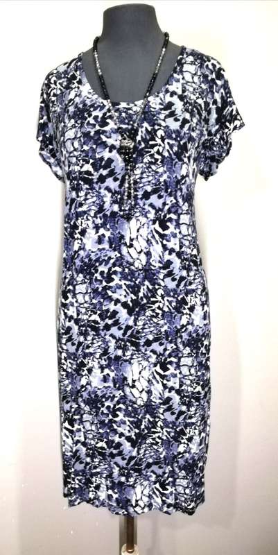 Shift Dress by VANILLA LEE / Size: (S/M) small/Medium (ladies 32, 34)