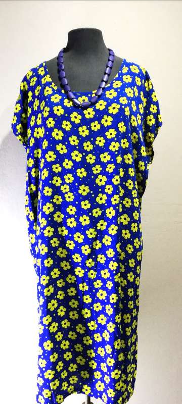 Ladies Dress by VANILLA LEE / Size: XXL (Ladies size 46 - 48)