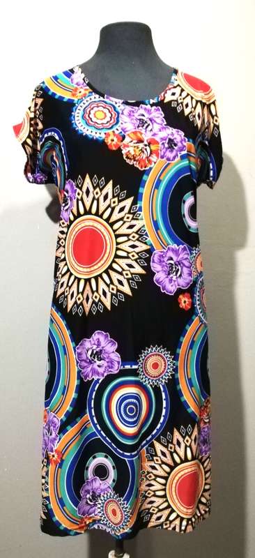 Shift Dress by VANILLA LEE / Size: (S) small