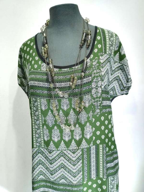 Shift Dress by VANILLA LEE / Size: (S) small (Ladies 30, 32)