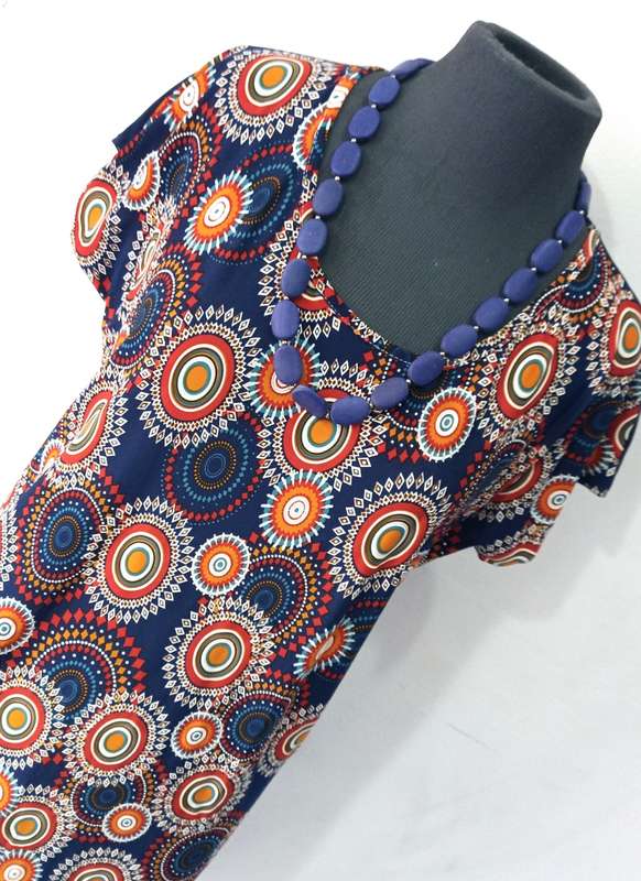 Shift Dress by VANILLA LEE / Size: (S) small / Ladies 30-32