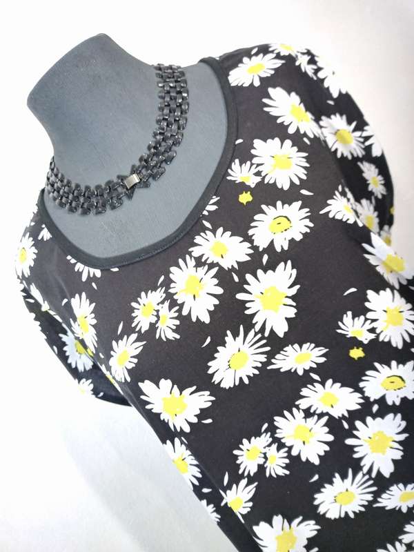 Shift Dress by VANILLA LEE / Size: (L) Large (to fit Ladies 38 - 40)