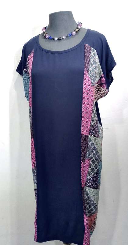 Shift Dress by VANILLA LEE / Size: (L) Large (to fit Ladies 38 - 40)