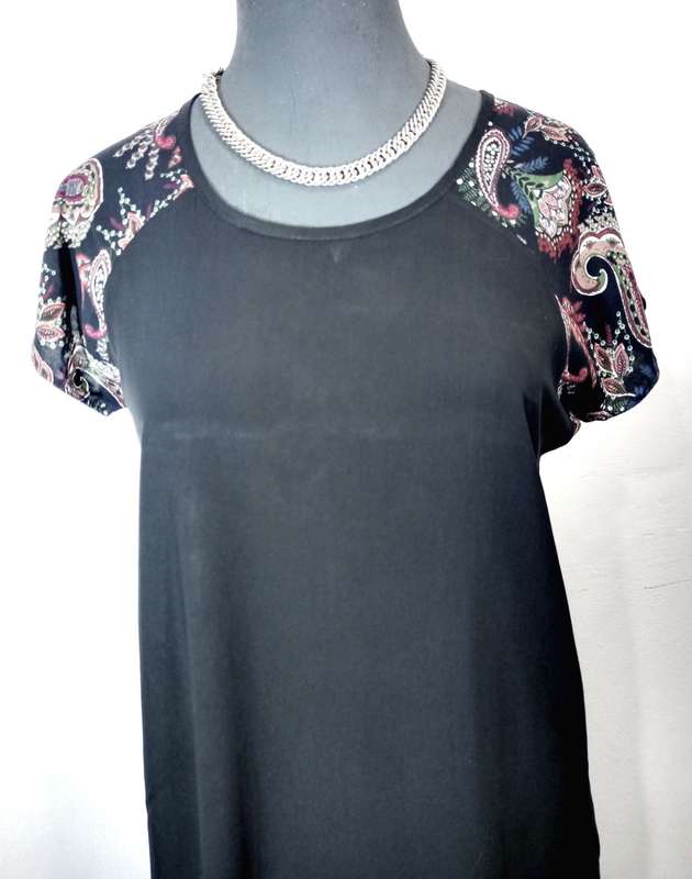 Shift Dress by VANILLA LEE / Size: (S) small (Ladies 30, 32)