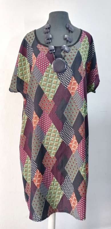 Ladies Dress by VANILLA LEE / Size: XXXL (to fit Ladies sizes 48, 50, 52)