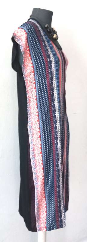 Shift Dress by VANILLA LEE / Size: Medium to fit Ladies sizes 34 - 36)