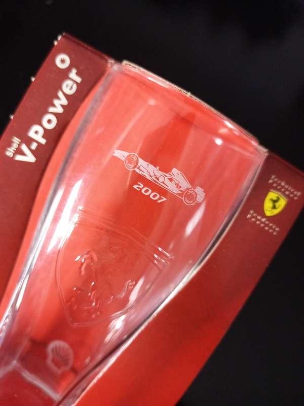 Ferrari 2007 - F1 souvenir glass (Shell V-Power) - made in France / original box