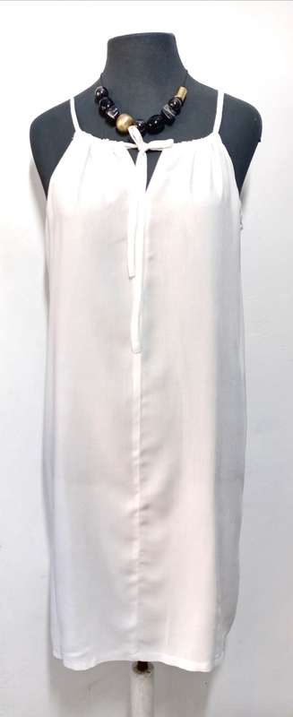 Ladies Summer Dress by VANILLA LEE / Size: MEDIUM  32, 34 / Knee length white shoe-string dress
