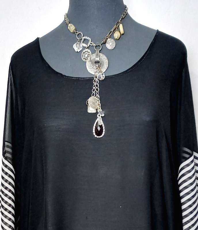 Kaftan Top by VANILLA LEE / Size: L / XL (to fit ladies size 38, 40, 42, 44)