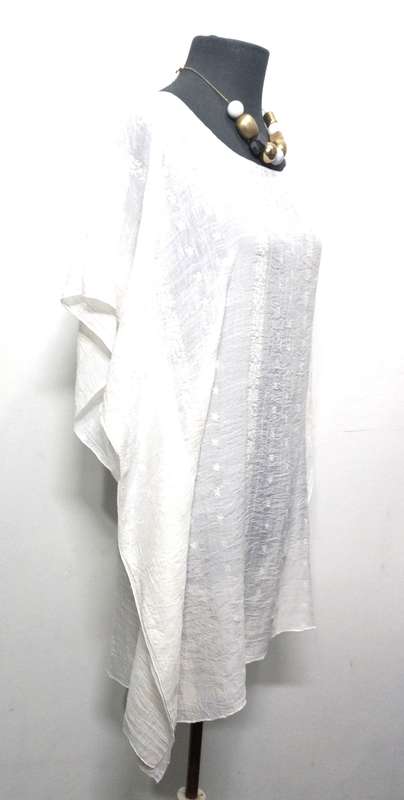Kaftan Top by VANILLA LEE / Size: XL (to fit ladies size 40, 42, 44) - Embossed cream