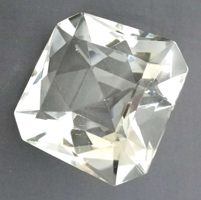 Swarovski Crystal - exquisite large flawless diamond cut