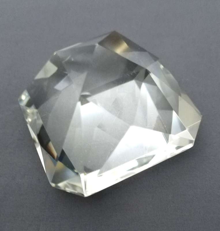 Swarovski Crystal - exquisite large flawless diamond cut