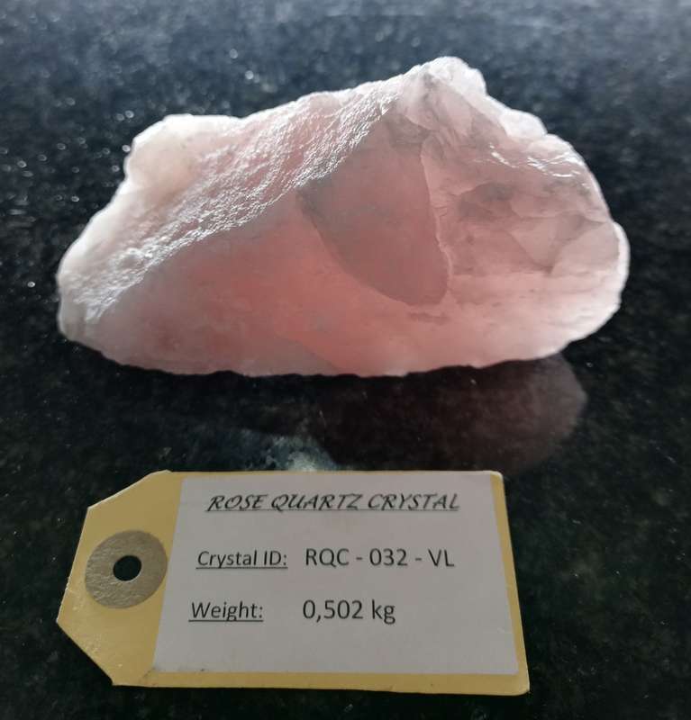 Crystal Rock - Rose Quartz / The stone of Love & Friendship / Size: 502g